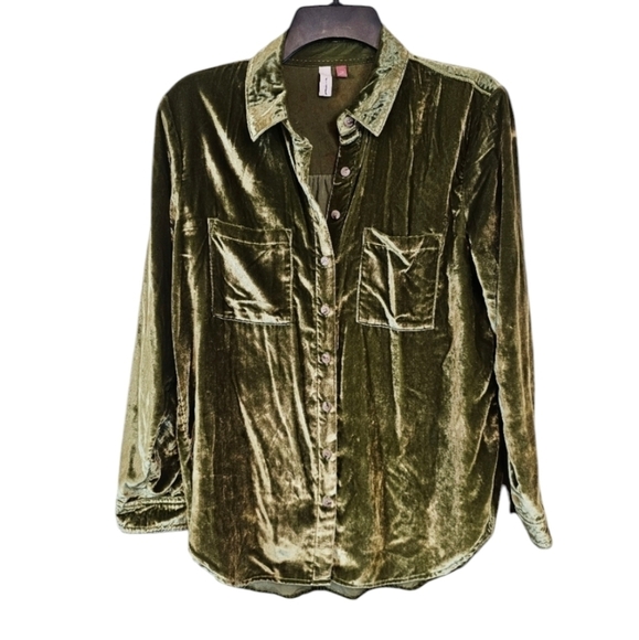 Pilcro Anthropologie Crushed Velvet Button Down Relaxed Petite - Picture 1 of 5